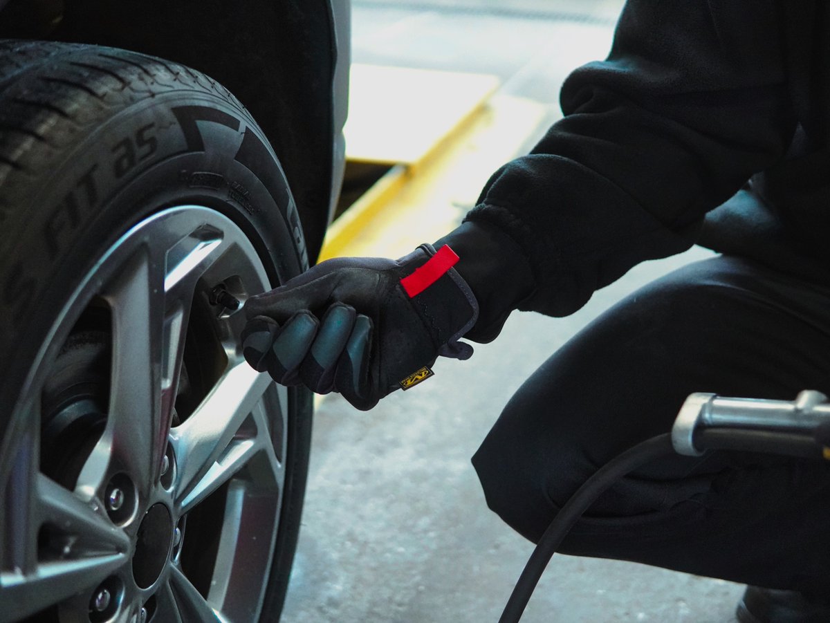 Summer is just around the corner, and it's time to get your vehicle ready for the road! Are your tires up to the task? 

Visit your nearest location today: Shop Tires | Mr. Lube + Tires mrlube.com/en/locations/s…