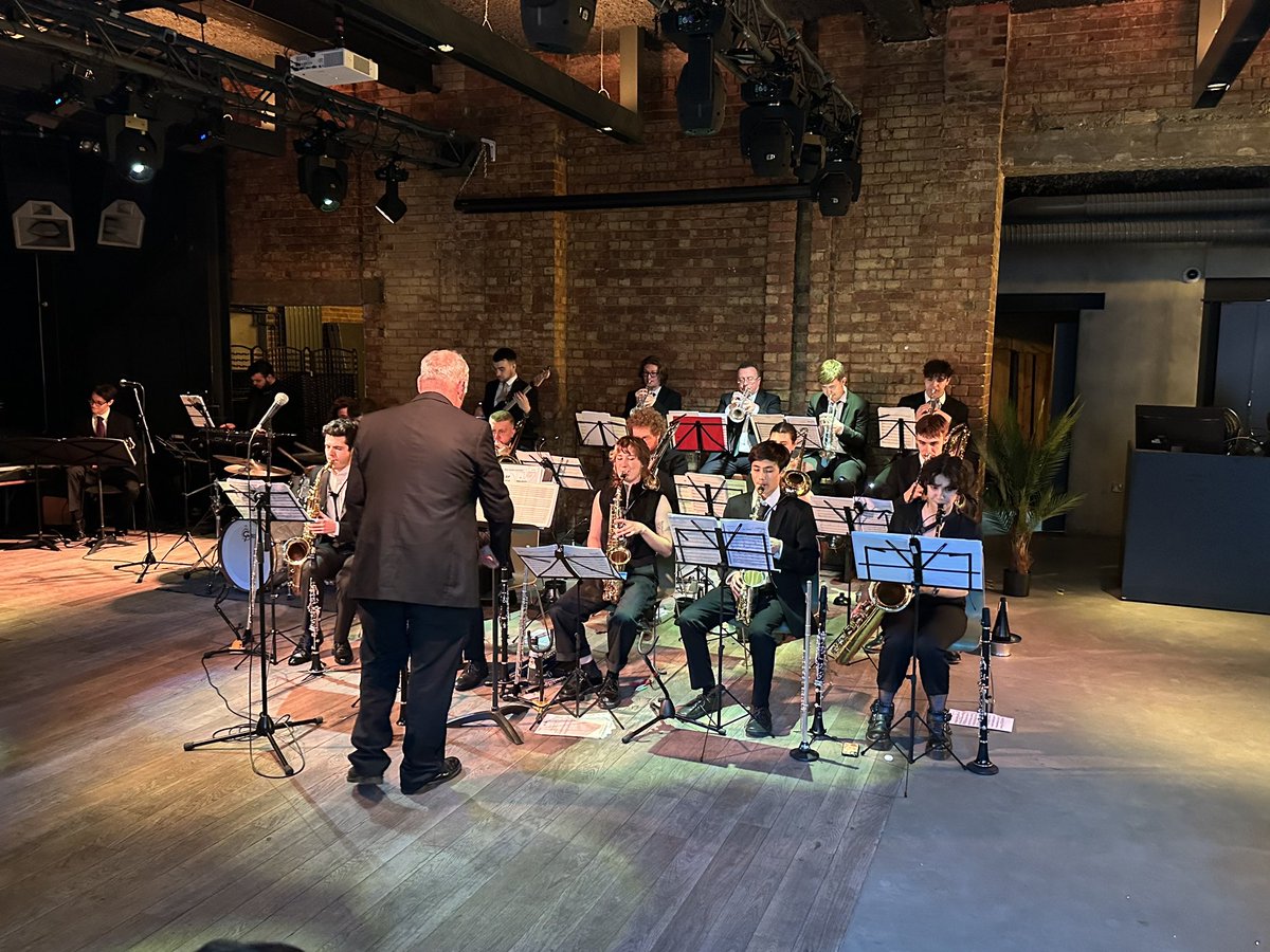 Two drummers of the percussion department have the honour of playing under Pete Long with the RCM Jazz Orchestra. On Sunday, we will then be able to hear them again with Jojo Mayer on Drums. We can‘t wait to see him play. See you on Sunday at the Percussion Festival in RCM!