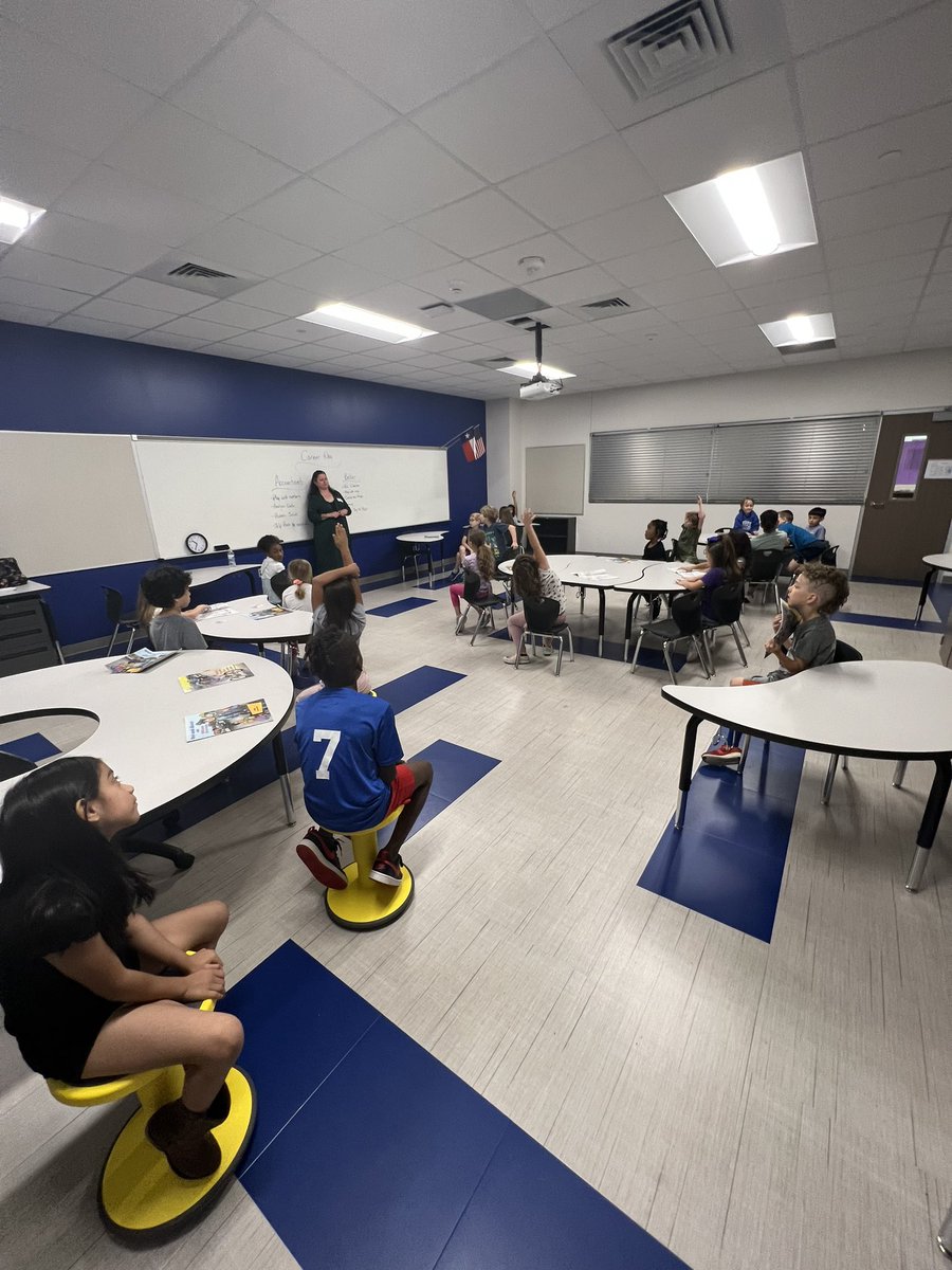 Ms. Lowery tweet media