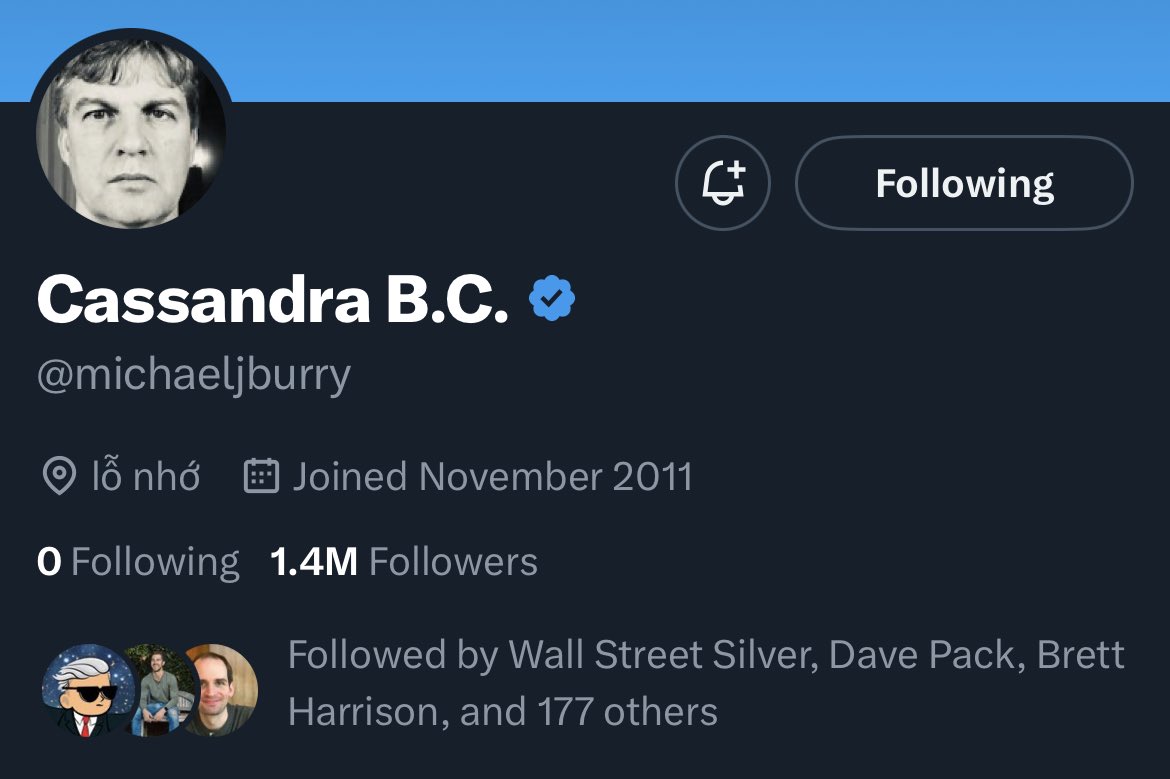 Michael Burry Stock Tracker ♟ tweet media