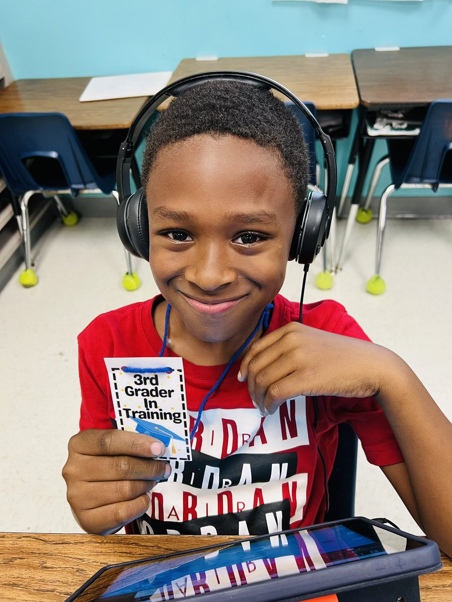 Lori Zitzelberger tweet media