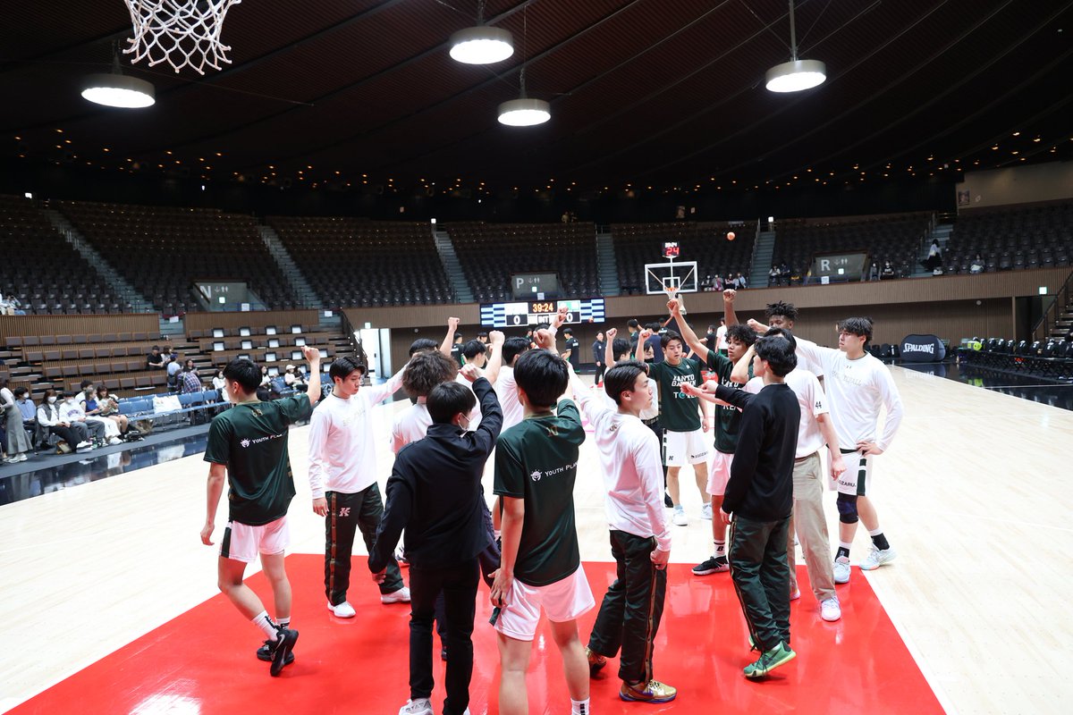 kgu1927bbc's tweet photo. 【GAME　DAY】
第72回関東大学バスケットボール選手権大会
順位決定戦
本日11:00より
VS 早稲田大学
@国立代々木競技場第二体育館
※チーム券あります

応援宜しくお願い致します

#スプリングトーナメント
#関東学院大学男子バスケットボール部 
#kgu
#東京冷機工業
#TO・REI
#YouthPlanet 
#egozaru https://t.co/ePAM6Yv5pS