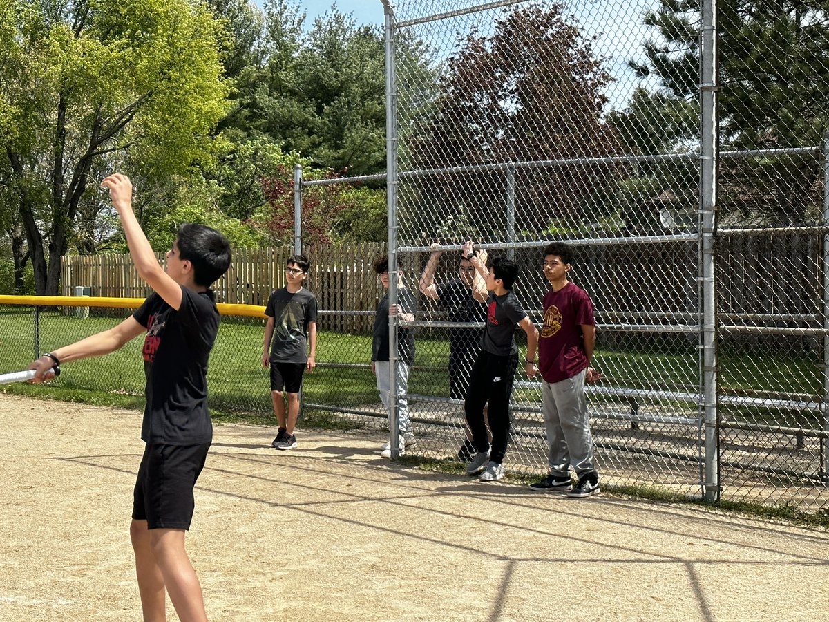 Ms. Engfer tweet media