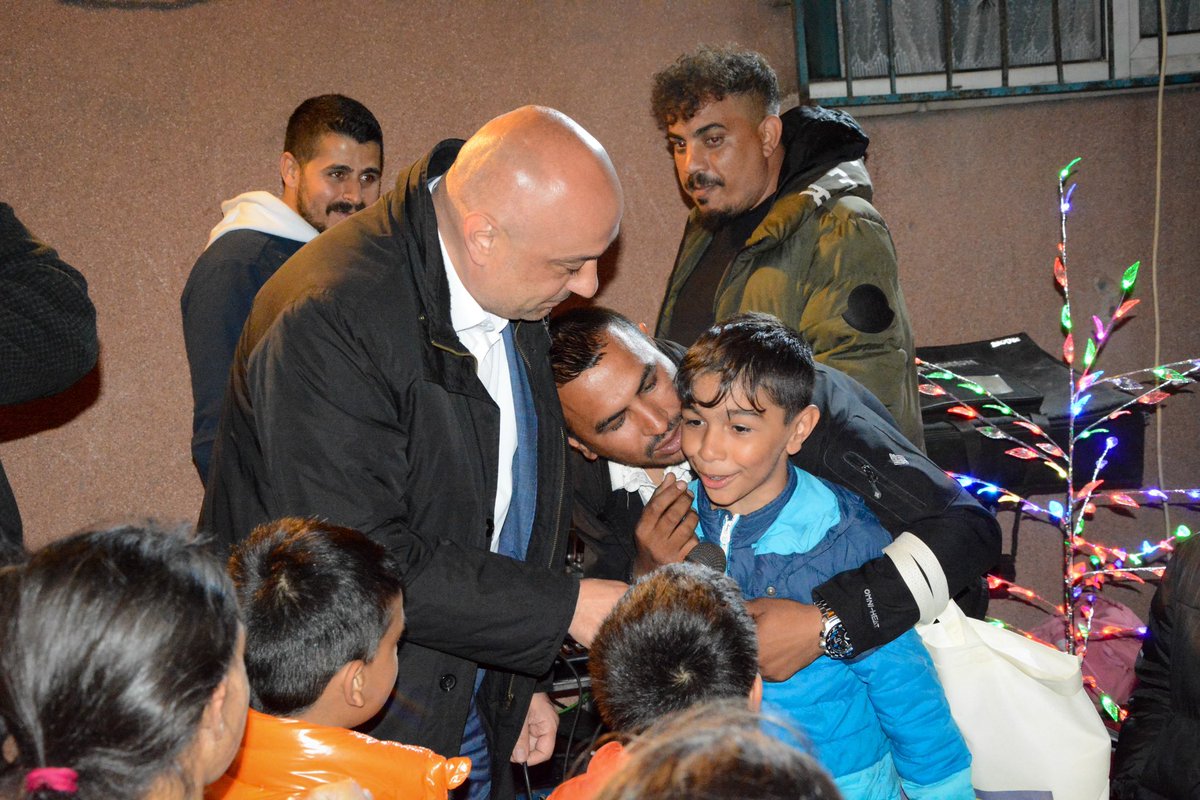 alicoskuntr's tweet photo. Milletvekili adayımız @sevim61038195 ile birlikte Ataşehir'in Ferhatpaşa Mahallesi'nde düzenlenen hıdrellez etkinliğine katıldık. Tüm vatandaşlarımızın Hıdırellez Bayramı kutlu olsun. #AzKaldı #TürkiyeTarihYazacak #İYİlerKazanacak #BirlikteBaşaracağız https://t.co/QtIto4Vg1B