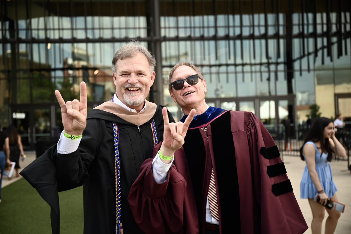 Lillian Mills tweet media