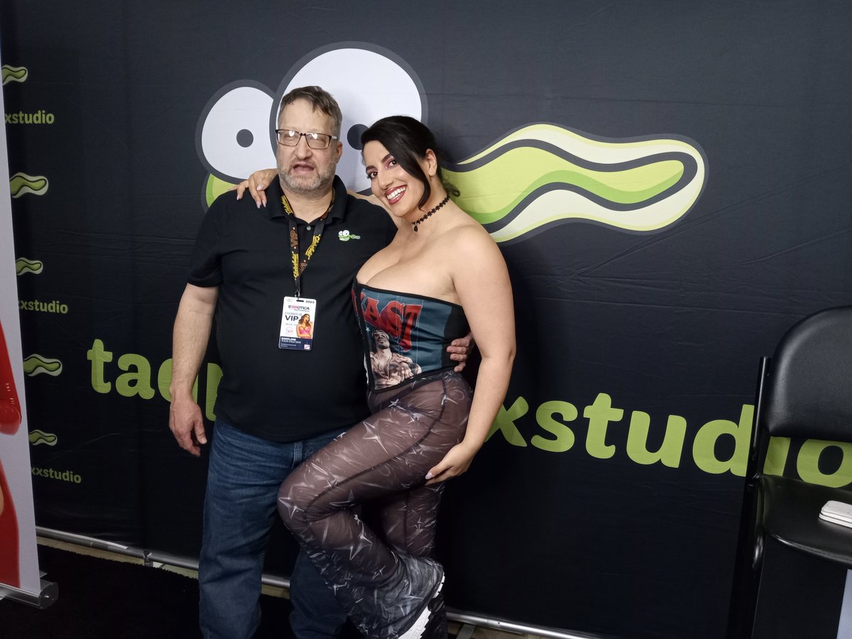 Tadpole XBIZ Miami May 14 - 18, 2023 on Twitter: "Great shoots during