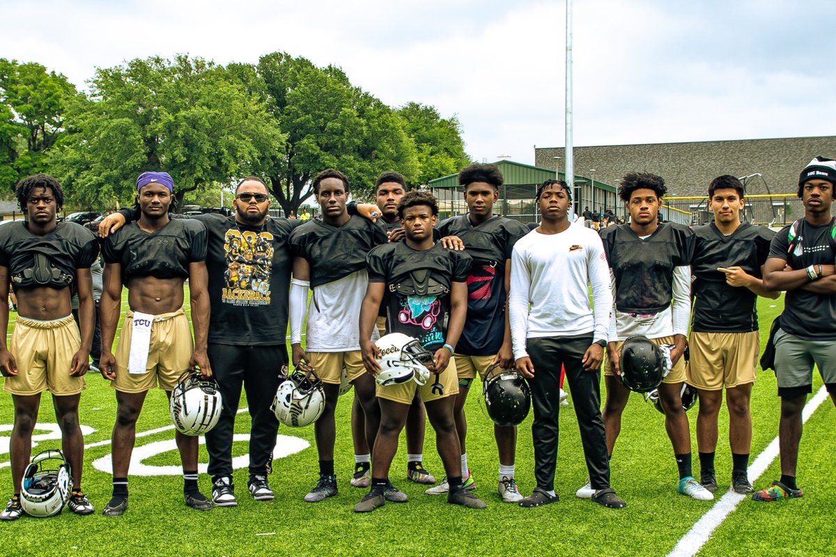 Coach_Dspencer's tweet photo. 2 weeks down! 2 more to go! The work gone always be put in. Fall is coming! ๐ฒ#Since06 https://t.co/lPFARLSIGG