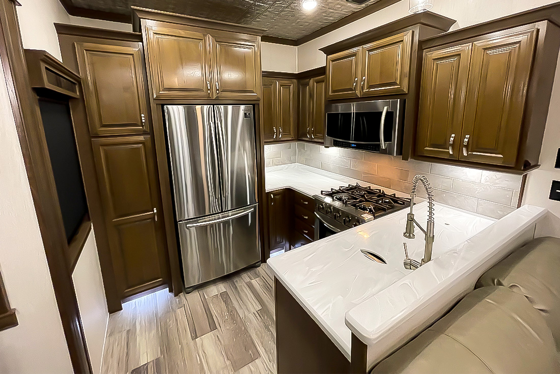 SylvanLakeRV's tweet image. 🚨NEW INVENTORY ALERT 🚨
The 2021 Forest River Riverstone Legacy 39RKFB (Stock 5326) is a luxury Pre-Owned 5th Wheel available for sale now!!

sylvanlakerv.com/listings/2021-…

#preowned #RVforSale #alberta #5thwheel