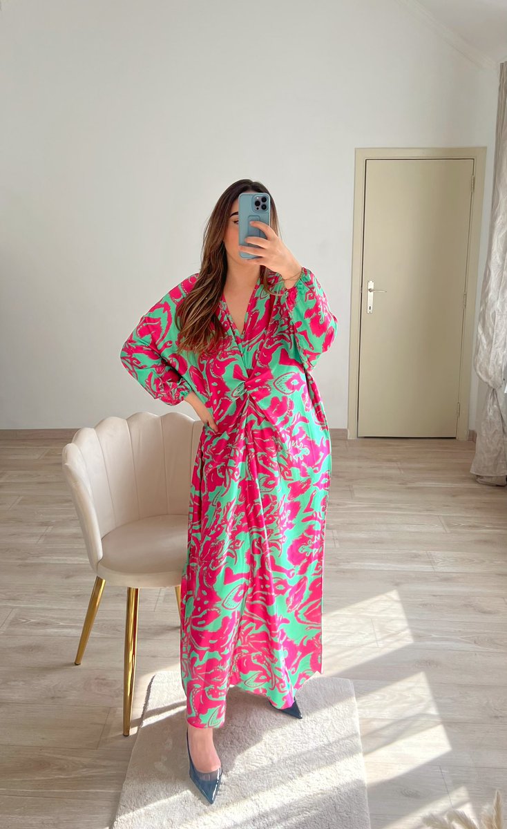 Monreflet_'s tweet image. Les matières fluides en terme de robe c’est incroyable ✨

Elles sont à moins de 25€ + un code -10%
(MONREFLET10) 

🚛🌍

monreflet.be