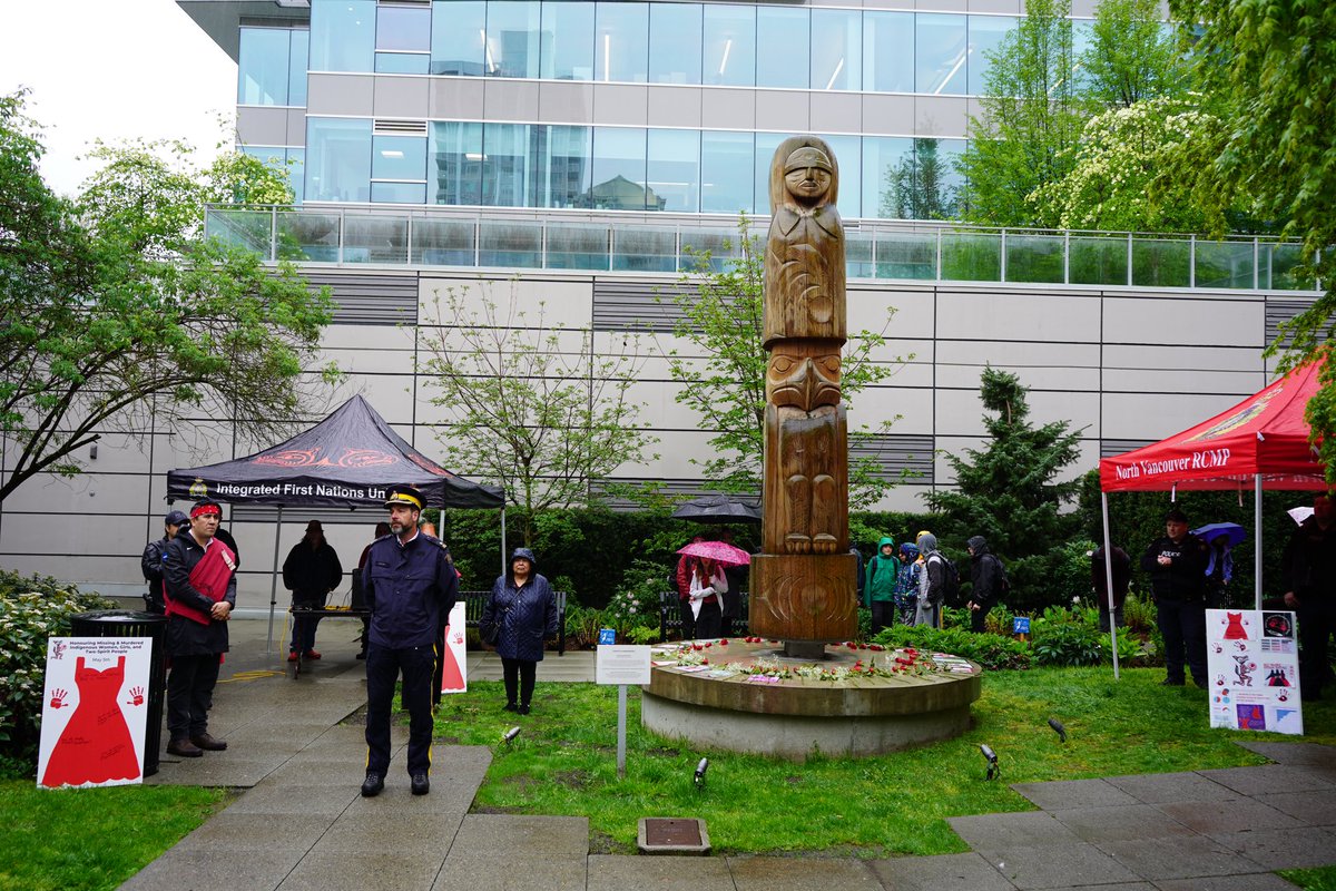 nvanrcmp tweet picture