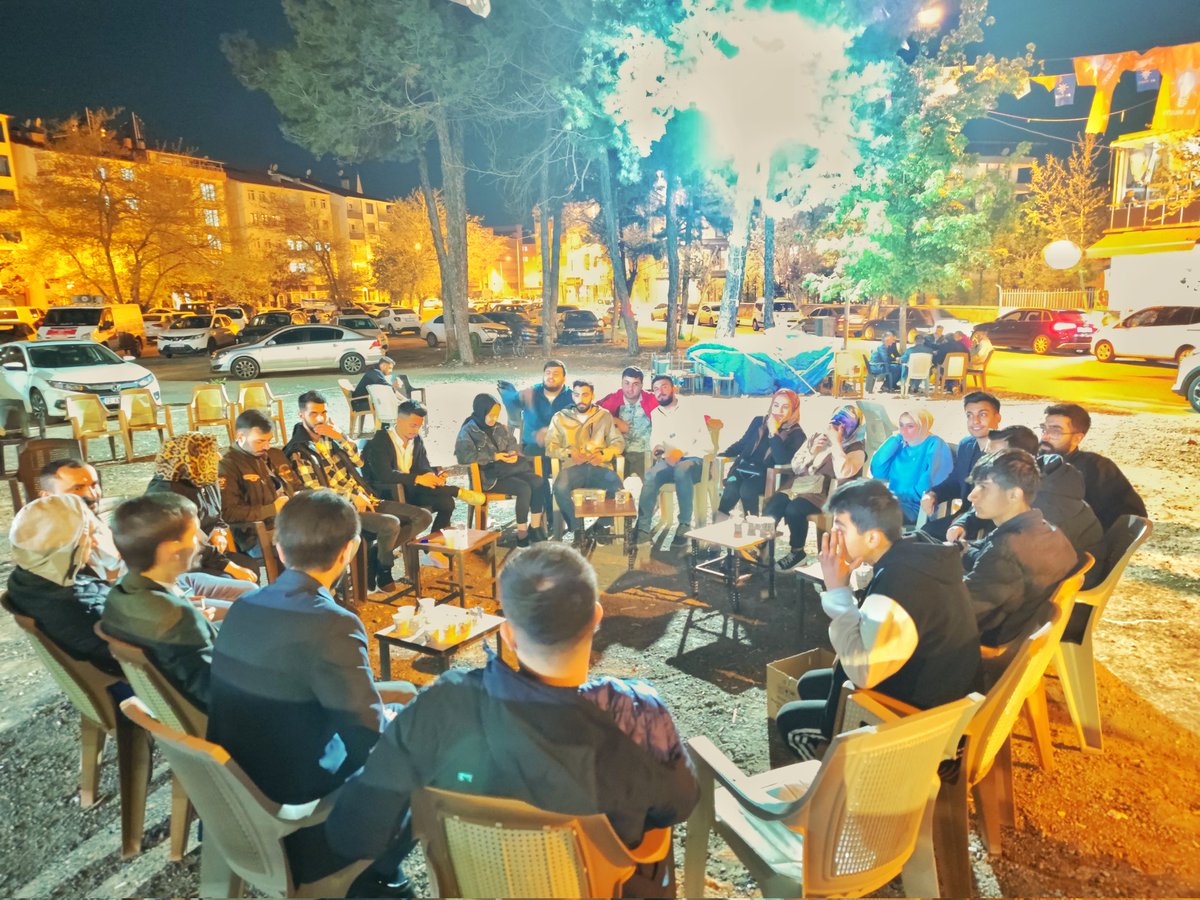📍 BİNGÖL

İl gençlik kolları yönetim kurulu üyelerimiz ile mahalle çalışmaları sonrası istişare toplantısı  gerçekleştirdik. ⚡🤗🇹🇷

<a href="/_cevdetyilmaz/">Cevdet Yılmaz</a> <a href="/FeyziBerdibek1/">Feyzi Berdibek🇹🇷</a> <a href="/eyupkadirinan/">Eyyüp Kadir İnan</a> <a href="/Korkutata_Zeki/">Zeki Korkutata</a> <a href="/furkanufukcoskn/">Furkan Ufuk Coşkun</a> <a href="/hsaglar/">Haşim Sağlar</a>
