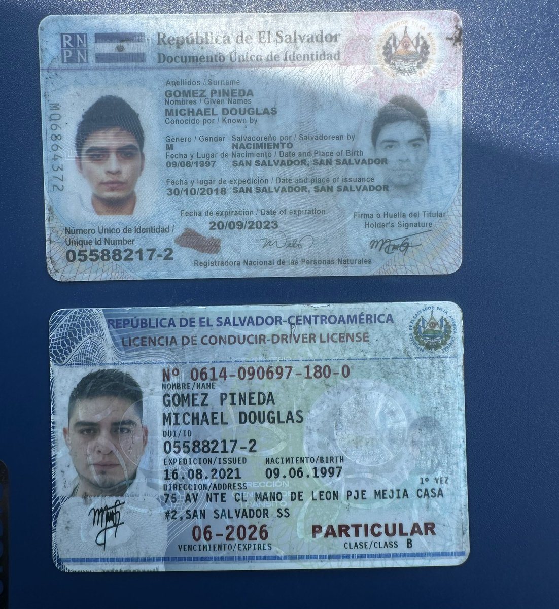 KatiaCristales's tweet photo. ABRO HILO DE ALERTA 🚨
Él es Michael Douglas Gomez Pineda, alquiló una camioneta y un día antes de su entrega desapareció y no contestó por ningún medio de contacto que había proporcionado.

@todomotorsv @PNCSV https://t.co/lS8EabsAsj