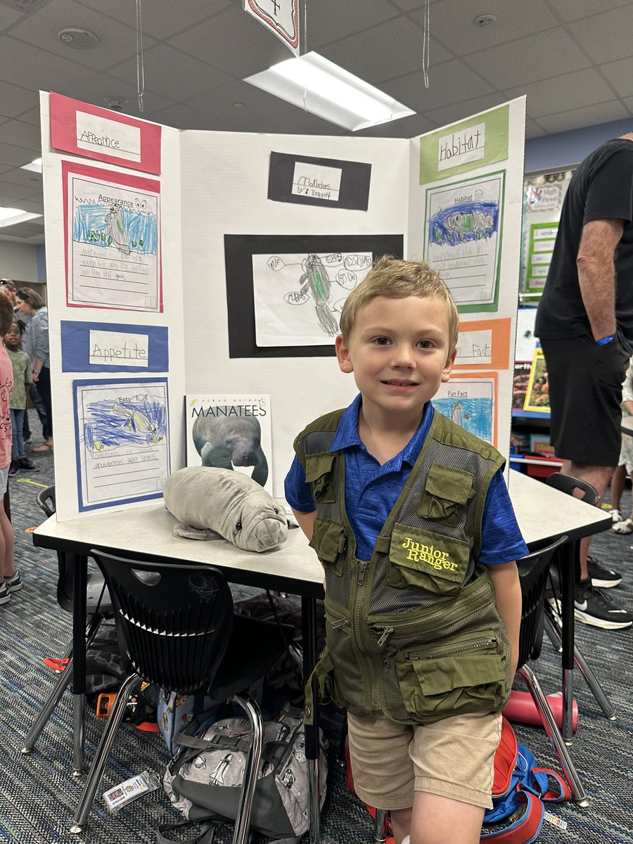 AnneMDavis_ tweet media