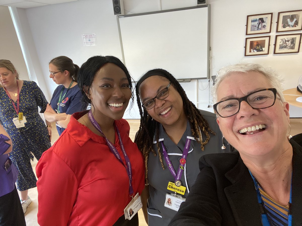 🌟great to meet these two amazing midwives @GSTTnhs today, both educators and trainers and with a real heart to see culture change and civility across our services, the future is looking bright 🌟#IDM2023 @TeamCMidO @CNOEngland @katebrintworth @MidwivesRCM @SaschaWells