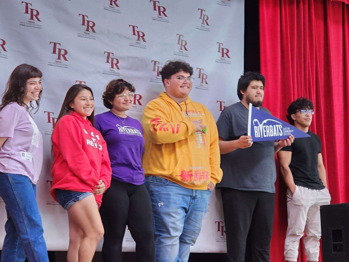 Signing Day for @TravisRebels Class of 2023! I couldn’t be more excited for them as they enter the next phase of their educational journeys! @AustinISD