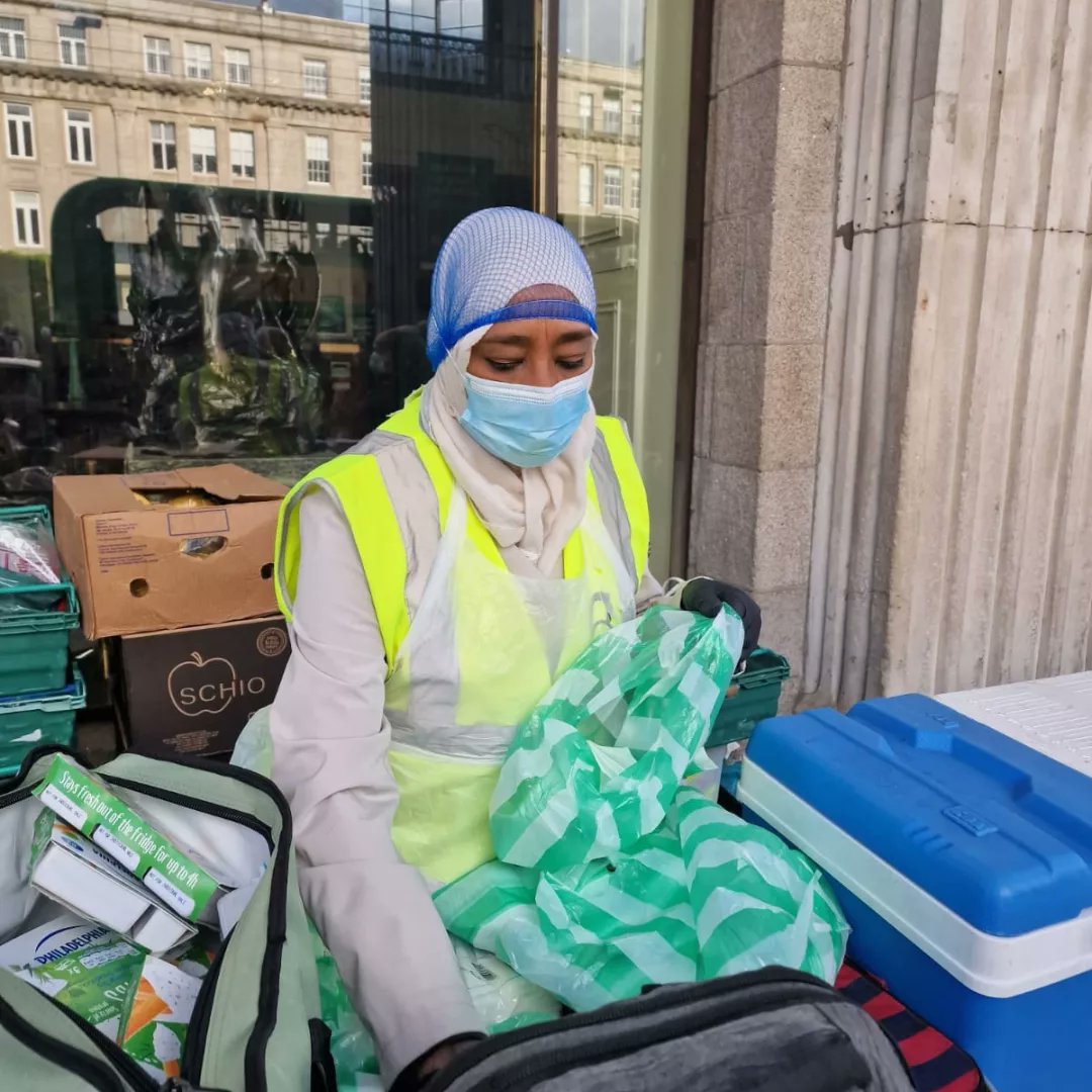 Msoe_Dublin's tweet photo. Tonight we had 400 hot meals logged in along with an additional 100 falafel burgers bringing our total amount oc melas up to 500. Everything was gone within an hour and a half. 

This week, RTE got in touch with the Muslim Sisters of Eire as part of their "The Week in Politics" segment which is aired on Sunday morning. 

They spoke to our Chair about inflation, how the goverment is tackling the issue, and whether we are seeing an increase in service users and people who are in need of support through vouchers, hampers, or soup runs for their dinner. 

Our chair emphasised how inflation rates are influencing every household and individuals from every walk of life are seeing its effects. We are seeing huge amounts of students and working people on Friday evenings due to the rent prices soaring. Unfortunately, they are reaching a point where paying rent means they have no way to feed themselves. Their only option left is seeking support from MSOE and other charities alike. 

Not only was there a large amount of children and families tonight, but we could also see the small and slow ripple of this criss affecting old people as they gathered around our table. This was a shocking realisation for us and we are overwhelmed and inundated with demand. 

People ask us why we do what we do each week and the answer is why not? Why not help somebody when they are down and struggling? Why not be there for each other and help this world to be a better place? 

We cannot thank the Irish public out there enough for allowing us to continue doing our work. Please support us by clicking the button below. Together we can help those less fortunate than us. 

https://t.co/i5SxXXsC3j
