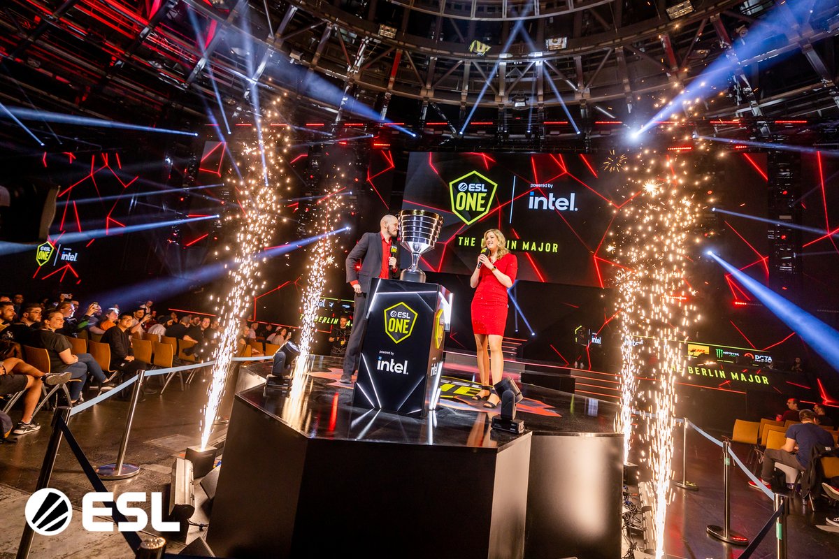 ESLDota2's tweet photo. Day 1 of #ESLOne Berlin has come to a close! There's nothing quite like live audience dota ❤️

See you tomorrow for the penultimate day of the Major! 👋 https://t.co/CIDx6oubGX
