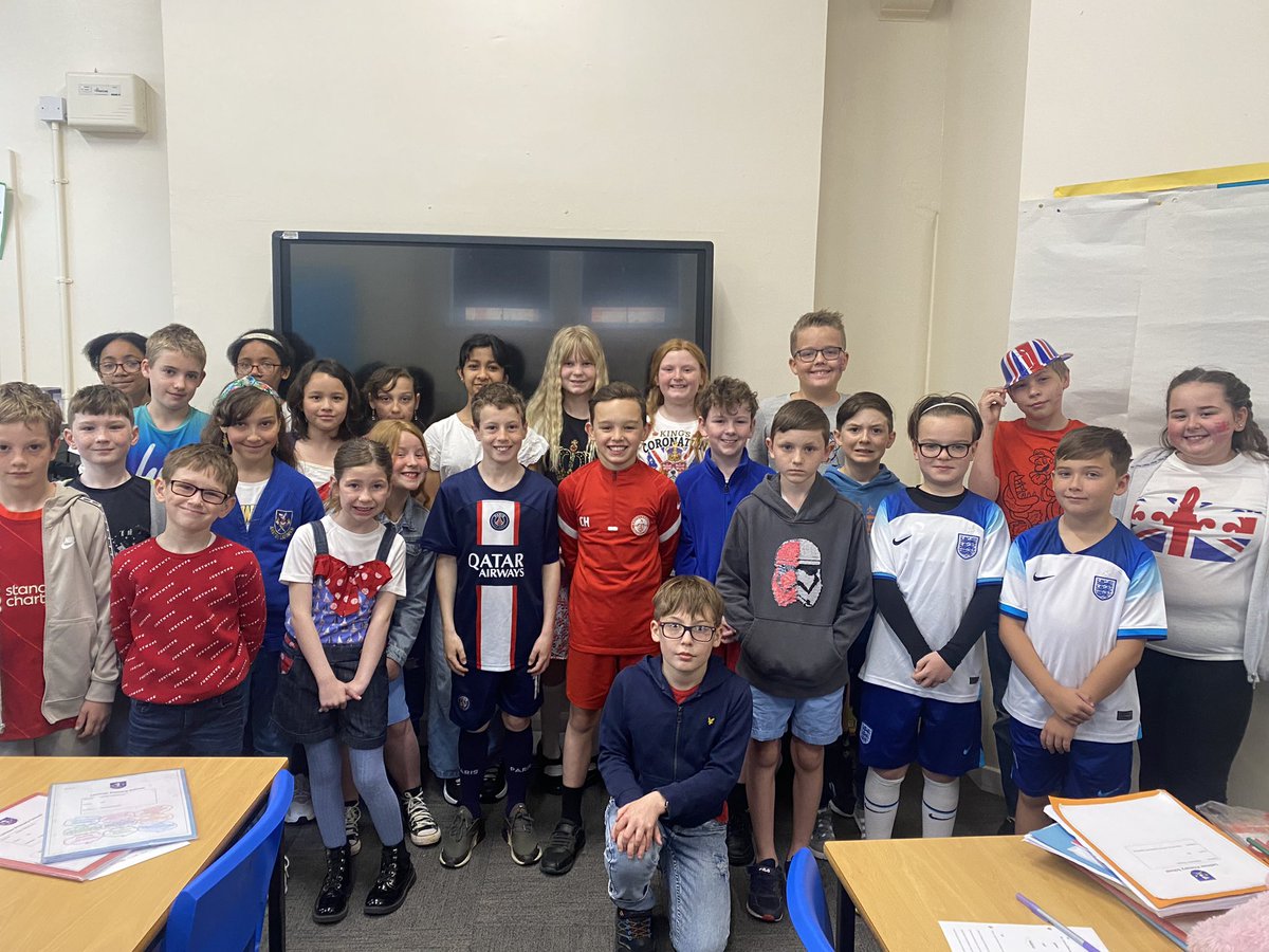 latimerprimary's tweet image. #ClassEH have loved learning about the coronation and procession plans today and proudly wore their red, white and blue 🇬🇧 #Coronation #KingCharlesIII
