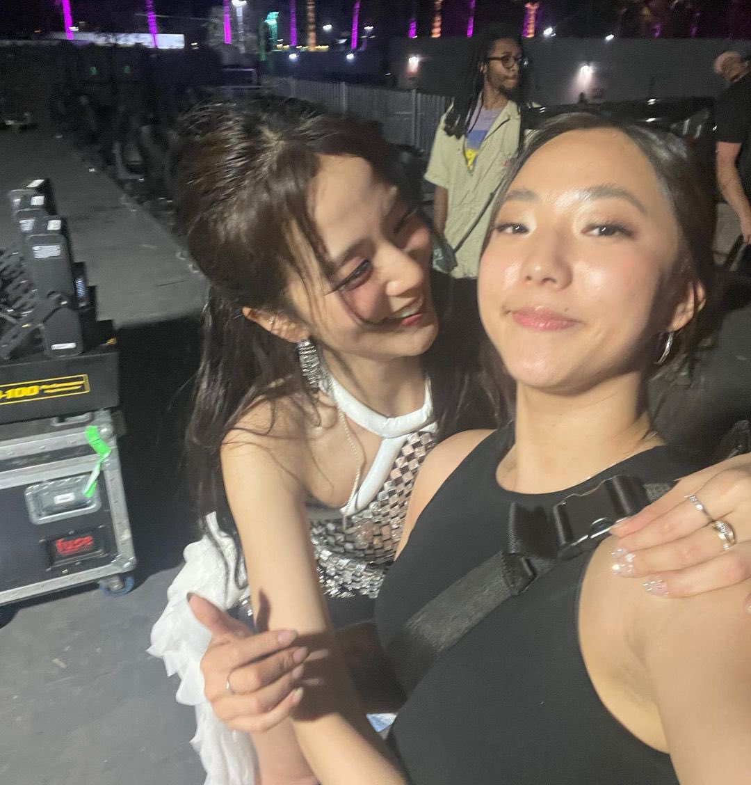 jisoo-news-on-twitter-to-the-one-only-sooyaaa-though-your