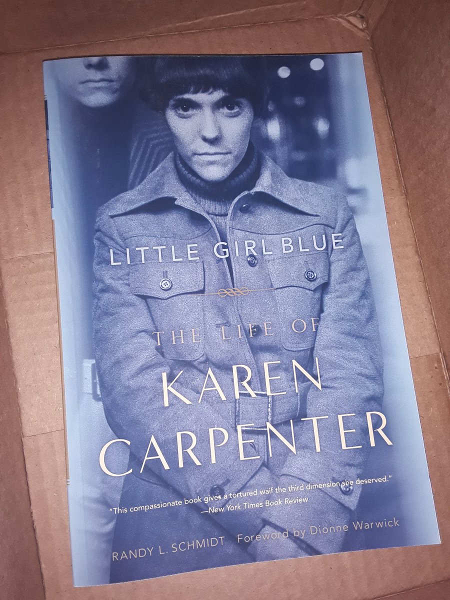 90sgirl_kim's tweet photo. The book by one of my favorite oldies' singers has arrived. #KarenCarpenter Read a little about what led up to her anorexia and wanted to read her bio. @amazon #oldies #legends #legendarysingers #RainyDaysAndMondays #Superstar #TheyLongToBeCloseToYou #lovemyoldies 🎤🎶 https://t.co/wA6epb9cEj