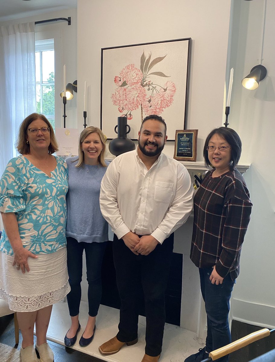 PeiyinHung's tweet photo. Congrats to @RMHRC_UofSC rising star @Benavidez_Gabe on award winning #graduation! We are so proud of U. Your dedication to #ruralhralth research has been impressive. 🎉🍾🎈 Wishing you all the best as you embark on the new chapter @Baylor as an #AssistantProf in your career. https://t.co/F2OManCXl0