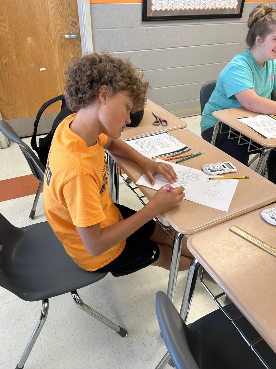 AndreaDivine1's tweet photo. It’s always a good day when students are working in collaborative groups to problem solve a task! School leaders at @Oneida_Schools and @omstribe use student learning walks to provide high quality feedback through the student lens. Great Friday! @NIETteach https://t.co/Sjc2XCLVL1
