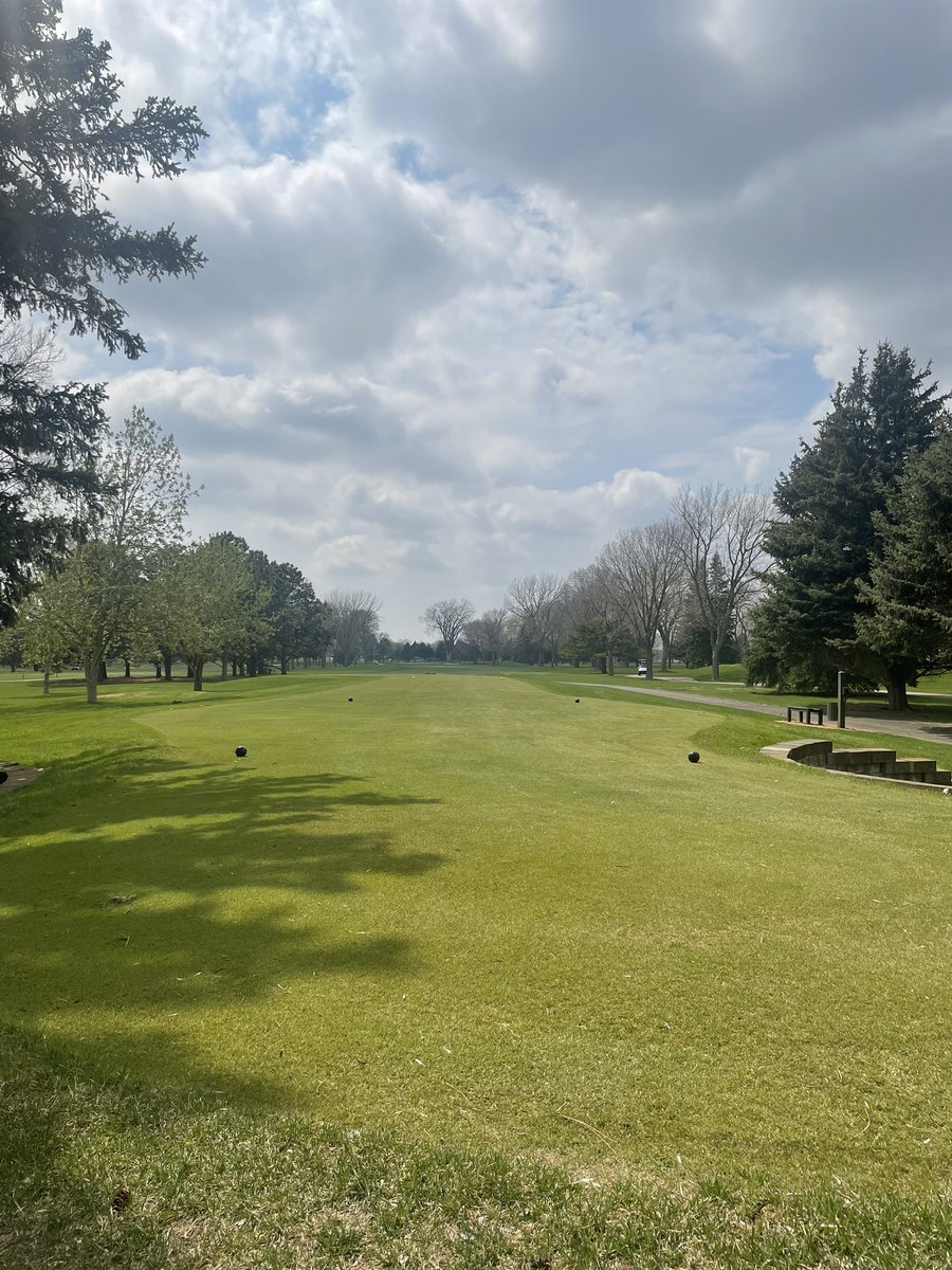 ccsfgolf1959's tweet photo. Day 1 of the 2023 Men’s and Women’s Member-Member is underway! You can follow along on Golf Genius with the GGID: CCSFMM23. #ccsf #ccsfgolf #membermember #major https://t.co/D46VLigdDZ