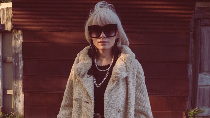 northerntrans's tweet image. For your weekend listening: Lillie Mae Covers Neil Young's "Razor Love"
northerntransmissions.com/lillie-mae-cov… #LillieMae #NeilYoung