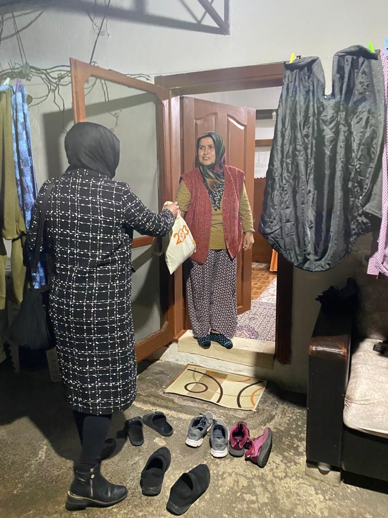 akkadinhavran10's tweet photo. 📍Bu akşam köy ziyaretlerimizde Çamdibi  Mahallemizi ziyaret edip vatandaşlarımızla sohbet ettik.
Misafirperverliklerinden dolayı mahalle sakinlerimizin hepsine ayrı ayrı teşekkür ederiz.
@RTErdogan @AKKADINGM @MeralCngz @Kamilevardar https://t.co/Q6X8dT8AwY