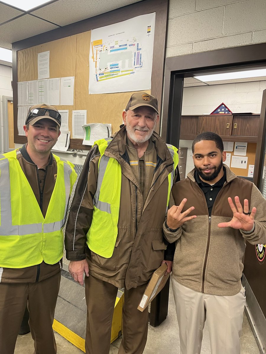 COLOH Feeders (@coloh_feeders) on Twitter photo Congratulations Michael Marolt for achieving 35 years of safe driving. Simply amazing! Thank you for your devotion to driving safely! <a href="/Gr8LakesSafety/">UPS Great Lakes District Safety</a> <a href="/Gr8LakesUPSers/">Great Lakes UPSers</a> <a href="/AndyWhiteups/">Andy White</a> <a href="/RayBarczak/">RayBarczak</a> Congratulations Michael Marolt for achieving 35 years of safe driving. Simply amazing! Thank you for your devotion to driving safely! <a href="/Gr8LakesSafety/">UPS Great Lakes District Safety</a> <a href="/Gr8LakesUPSers/">Great Lakes UPSers</a> <a href="/AndyWhiteups/">Andy White</a> <a href="/RayBarczak/">RayBarczak</a>