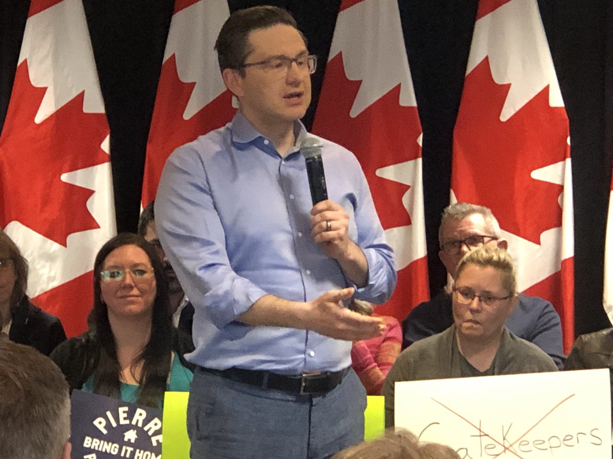 RealDonBradshaw's tweet image. Federal Conservative Party @CPC_HQ leader @PierrePoilievre speaking at this hour to gathering at Corner Brook Civic Centre. Audience includes former Premiers Tom Marshall and Tom Rideout. #nlpoli #cdnpoli