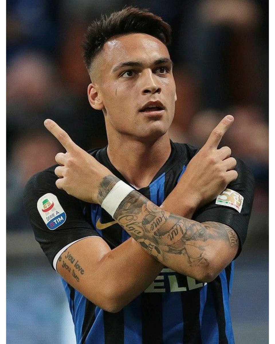 FanDenIndia's tweet photo. 🚨 BREAKING: Chelsea are targeting to spend £70m on Lautaro Martinez this summer 🔵😱

[Source: Football Insider]

#TransferTalk #DeadlineDay #FootballTransfers #NewSigning #FootballNews #BreakingNews #FanDen #TransferDen https://t.co/0xGktf5mNO
