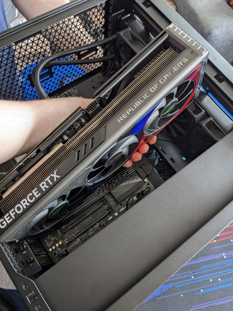 ImKibitz 🇨🇦 tweet media