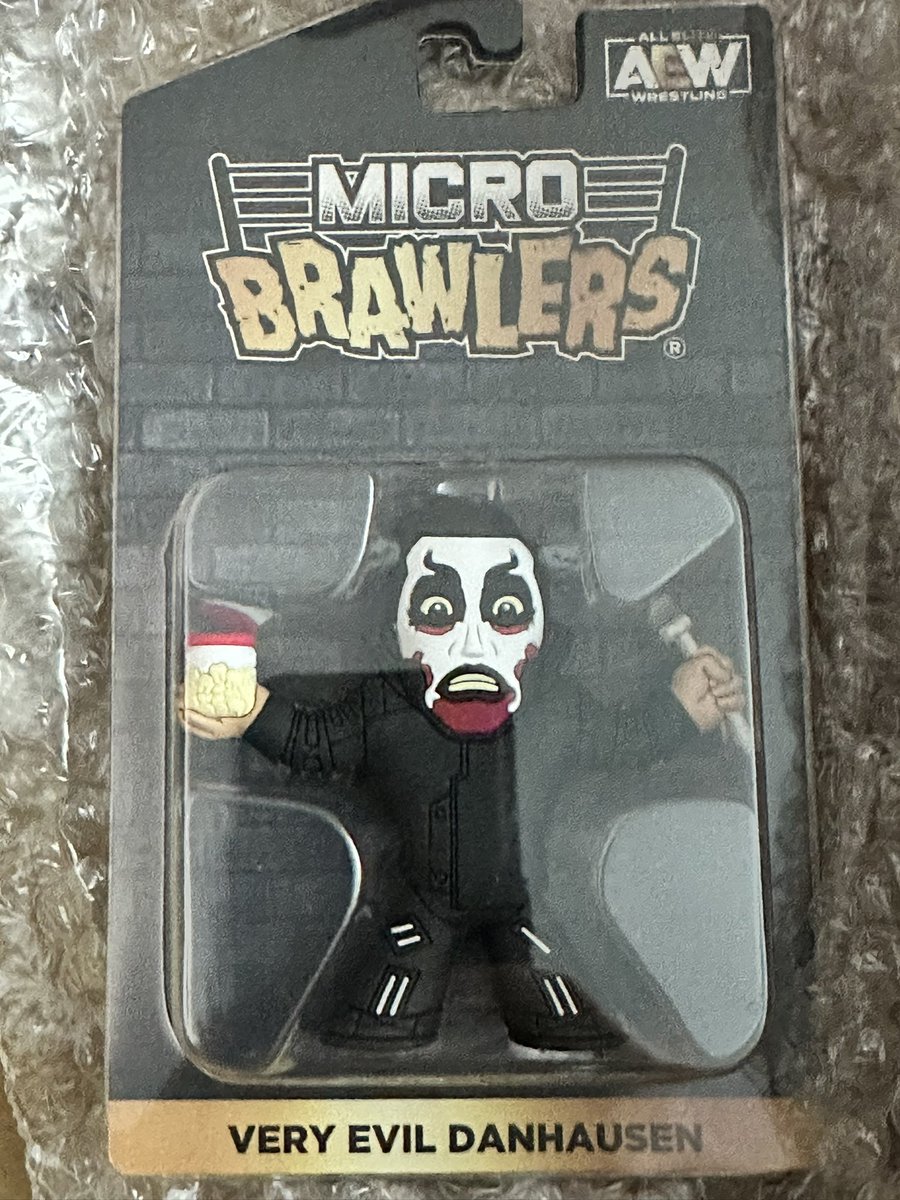 MrHavoc83's tweet image. Didn’t score the chase @DanhausenAD figure but still very pleased 😈 Thank you @PWTees #PWT #PWTees
