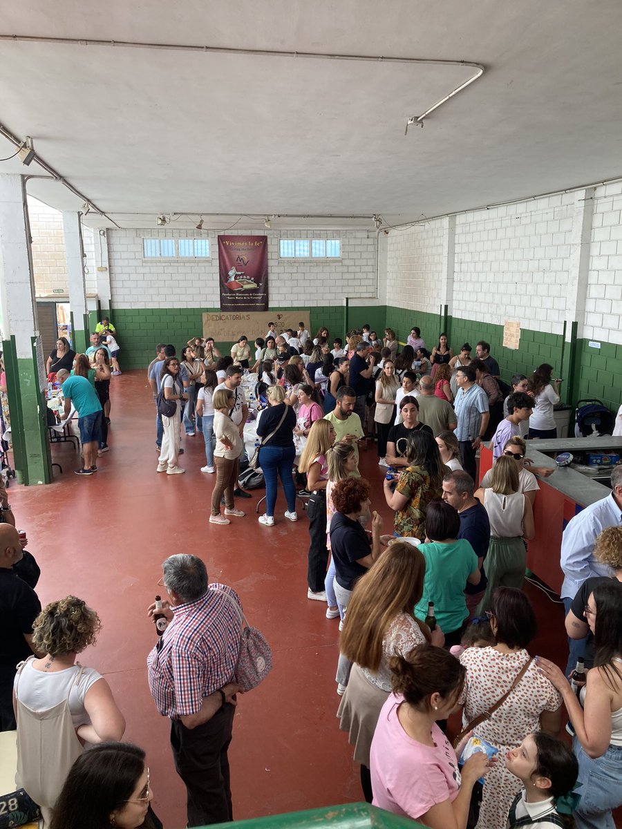 SJObrero's tweet photo. DÍA DEL PATRÓN 🥳

Disfrutamos de este día tan especial juntos. Gracias a todos los que lo habéis hecho posibles: familias, alumnos, profesores... 

¡Gracias a toda la familia de San José Obrero! 🤍

#ColegiosDiocesanos #ECOaulasFV https://t.co/jGLuXlKnDJ