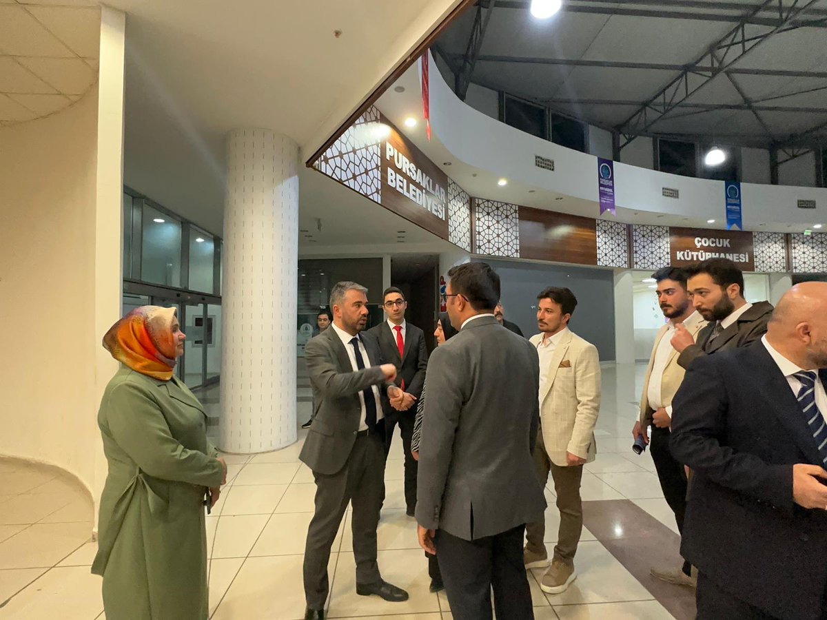 DrAbdulvahapshn's tweet photo. 📍Pursaklar 

Belediye Başkanımız Sn @Ertugrulcetin06 ile Aile Yaşam Merkezimizi gezerek incelemelerde bulunduk. 

#Doğruzamandoğruadam 
#DoğrusuAkParti
#Doğruadımlarlayoladevam
#Türkiyeyüzyılı
#Akparti 
#AkpartiAnkara https://t.co/bhwigDblbZ