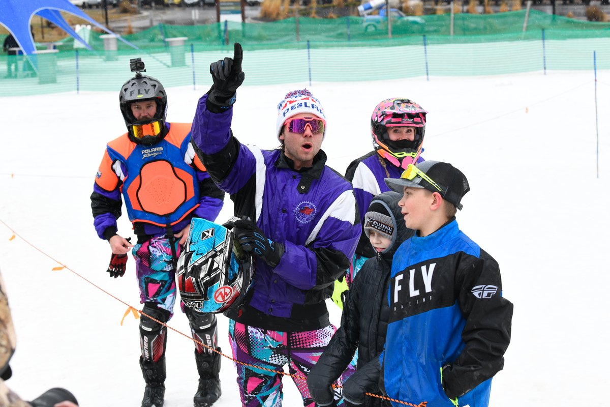 CAProSkis's tweet photo. What's David saying? Wrong answers only. ๐ #LeviTri5 #ridelikeapro https://t.co/CsJj9NZFUf