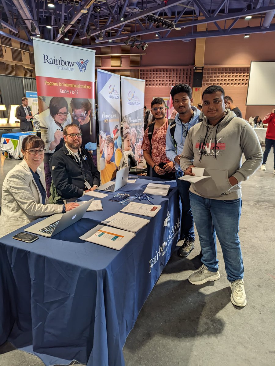 cambriancollege's tweet photo. Cambrian International hosted an International Community Services Fair in the Student Life Centre today! Thank you to our partners for the informative and warm welcome! @Global_Cambrian
#CambrianCollege #CCOrientation https://t.co/wzn73zMhyG