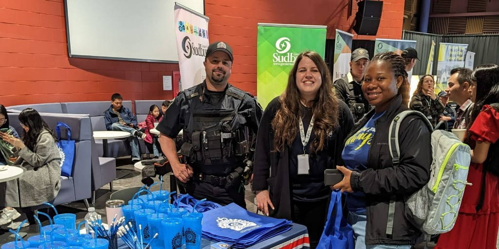cambriancollege's tweet photo. Cambrian International hosted an International Community Services Fair in the Student Life Centre today! Thank you to our partners for the informative and warm welcome! @Global_Cambrian
#CambrianCollege #CCOrientation https://t.co/wzn73zMhyG