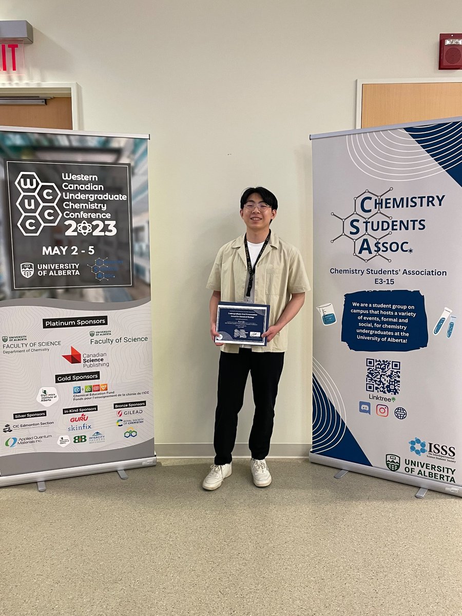 Congratulations to our superstar undergrad <a href="/ryannqiu/">Ryan</a> for winning the best oral presentation award at the #wcucc2023!!! Very well deserved for all his hard work and dedication.