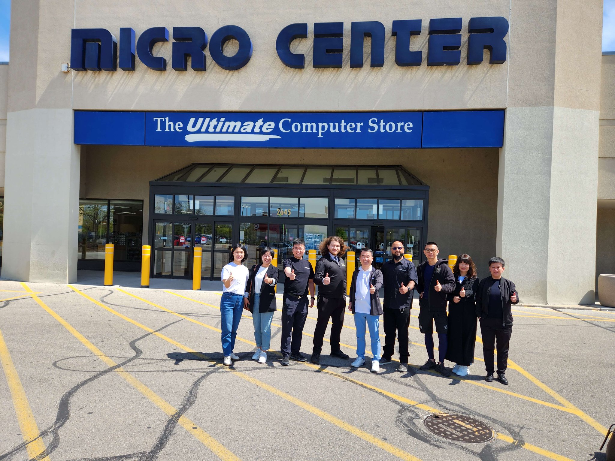 Computer Store in Chicago, IL - Micro Center