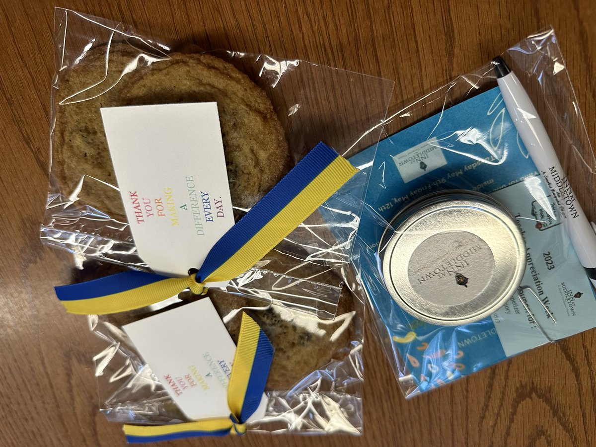 MercyPresident's tweet photo. Thanks to our wonderful parents for making the @MercyMiddletown Teacher Appreciation Week such a fun week! The daily treats were truly appreciated by all, culminating with pizza, salad and ice cream sundaes today for lunch! https://t.co/PGJEBcoVAO