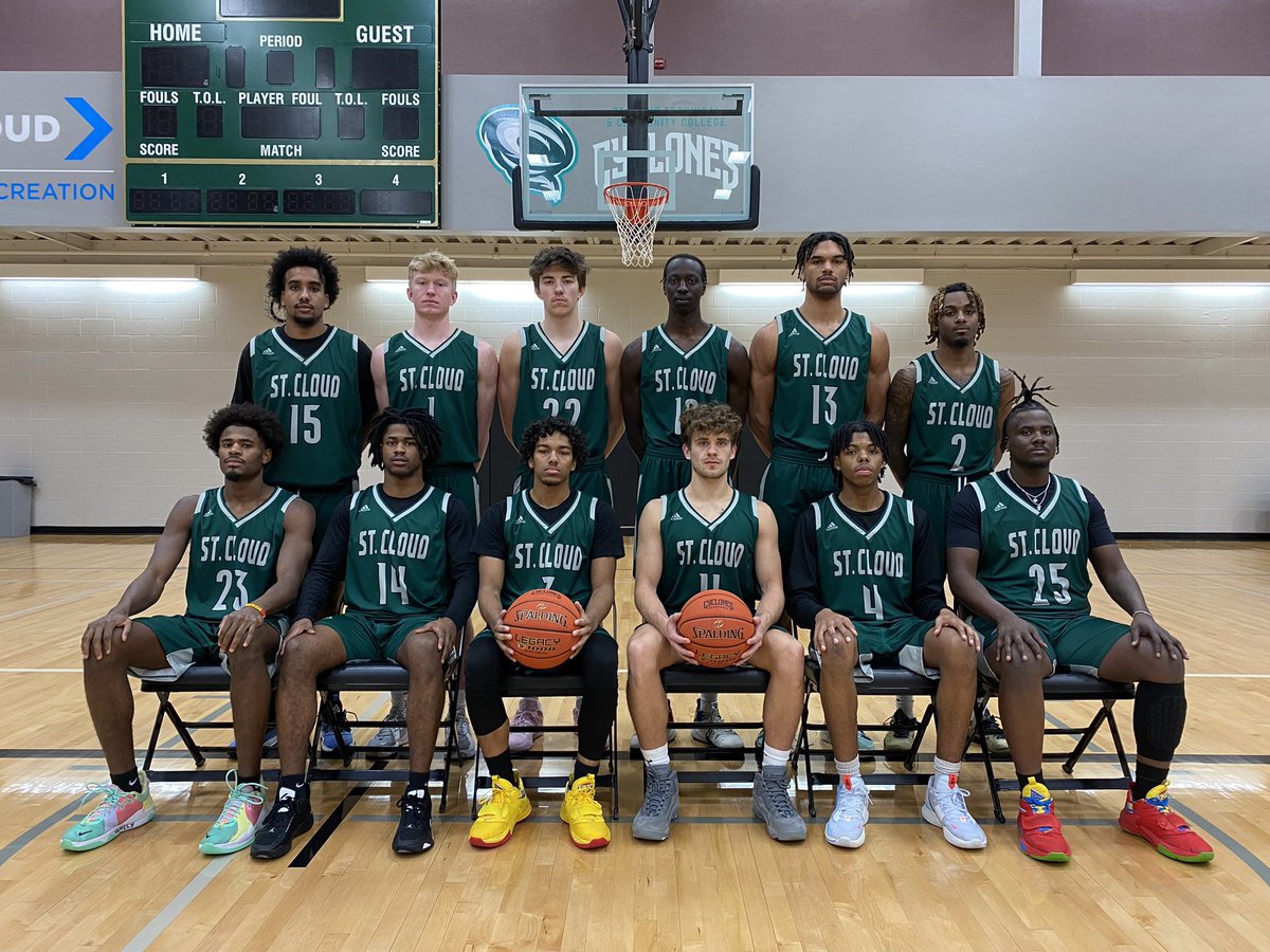 DevonFord04's tweet photo. After a great visit today, I am grateful to receive my first offer from @SCTCC_Hoops! Thank you very much to Coach Cone for the hospitality and the great experience! @MichaelPullen3 @KDEEDS_31 @DaynenLull https://t.co/NzeQW8gaCg