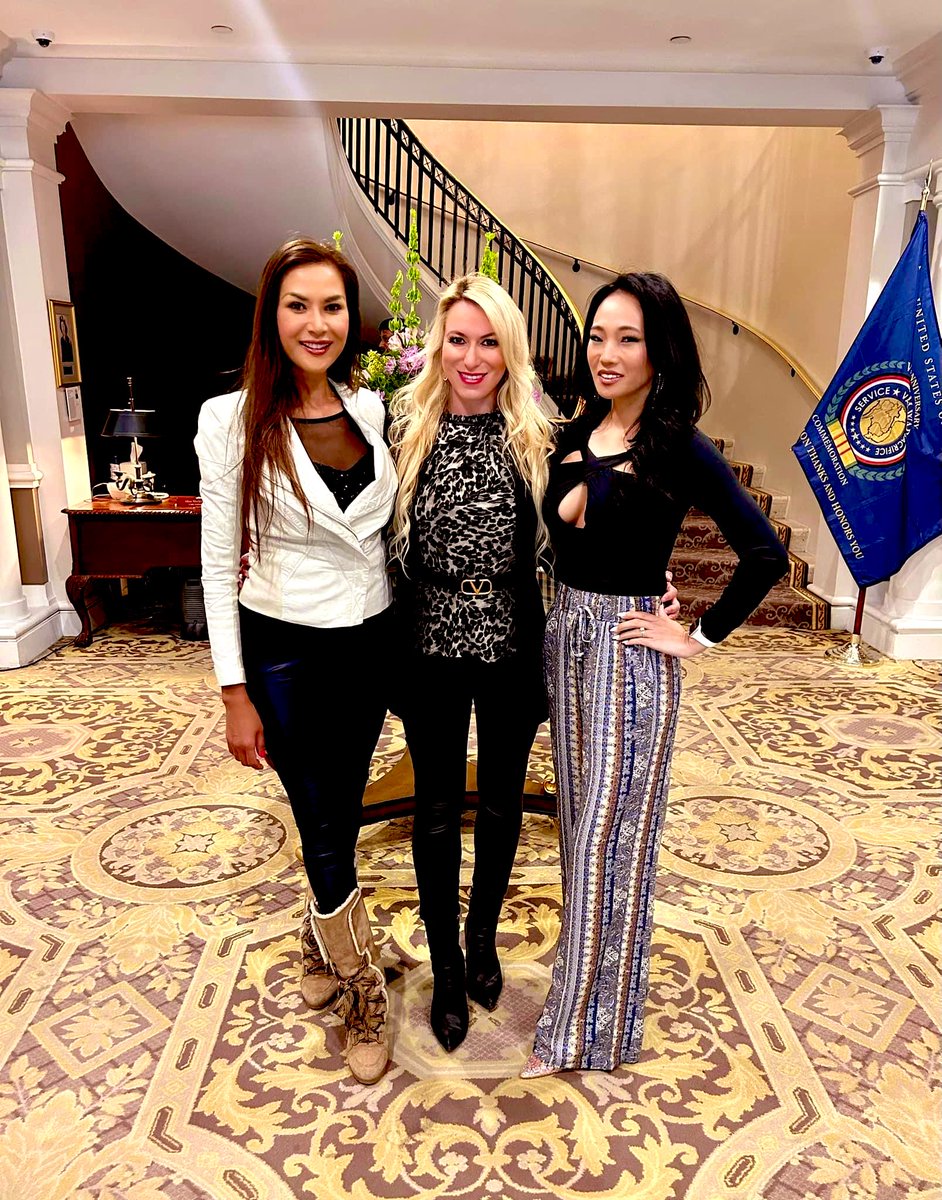 DcYasmin's tweet photo. Photos from our walkthrough yesterday at #ArmyandNavyClub
⭐️Mrs.Washington DC USA 2022
along with pageant queen
⭐️Megan Myers and
⭐️Yana, part of the design team of Tatiana Cole Designs
preparing for the @FFFUSA_ Gala - 2weeks away!
#EventsinDC #Navyveterans #washingtonDC https://t.co/cDAppPEen1