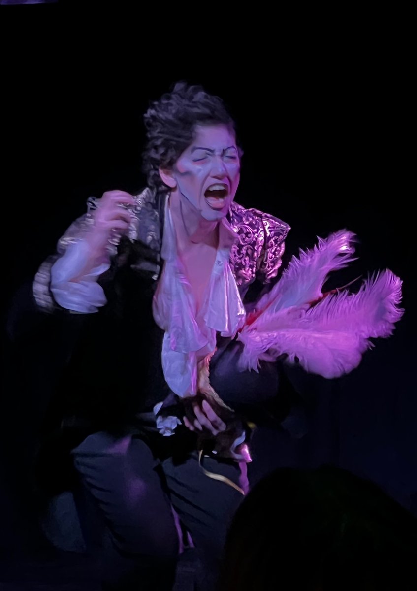 itsdaboys's tweet photo. These amazing ladies left it all on the floor last night. Such a great show.
#supportdragshows #gaybears #polyamorous #kennedydavenport https://t.co/Ih3vbHpJzf