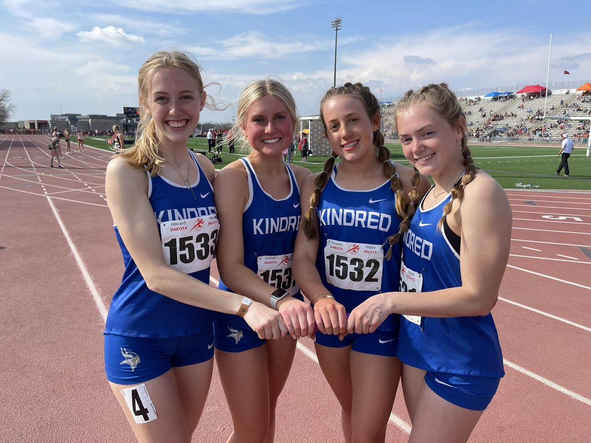 💥STATE QUALIFIER💥
🎉TOP 10 ALERT🎉
🏆PLACE WINNER 🏆 

This new 4x200m crew ran a blazing 1:49.46, cut 2 seconds off their previous SQ time, and jumped on the KHS all-time list at #5! They took 7th place today. YAY ladies! 🤩

#getonthebus