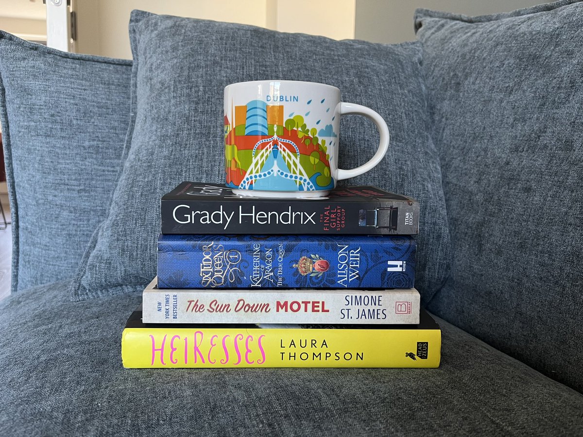 catherinemorrow's tweet photo. And here are my purchases: a #dublin @Starbucks mug; and books by #gradyhendrix @AlisonWeirBooks #simonestjames and #laurathompson all from @chaptersbooks all for under €29! #ireland #lingerlongerwithbooks https://t.co/X3iPWaJVQr