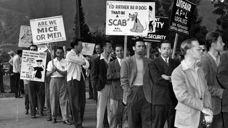 mjwatts1983's tweet photo. @THR Disney Animators Strike, 1941 https://t.co/FcGtgIA5DR