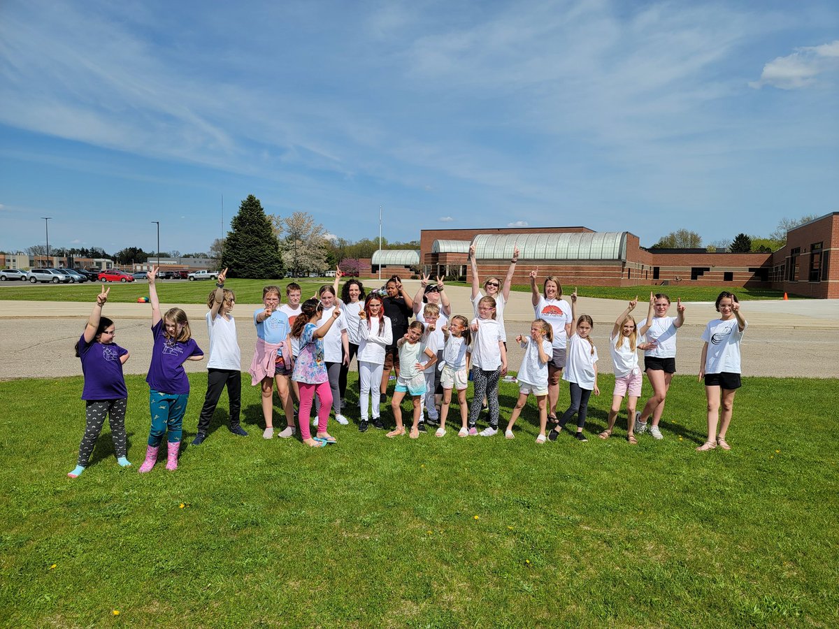 Wendy VanderWeele tweet media