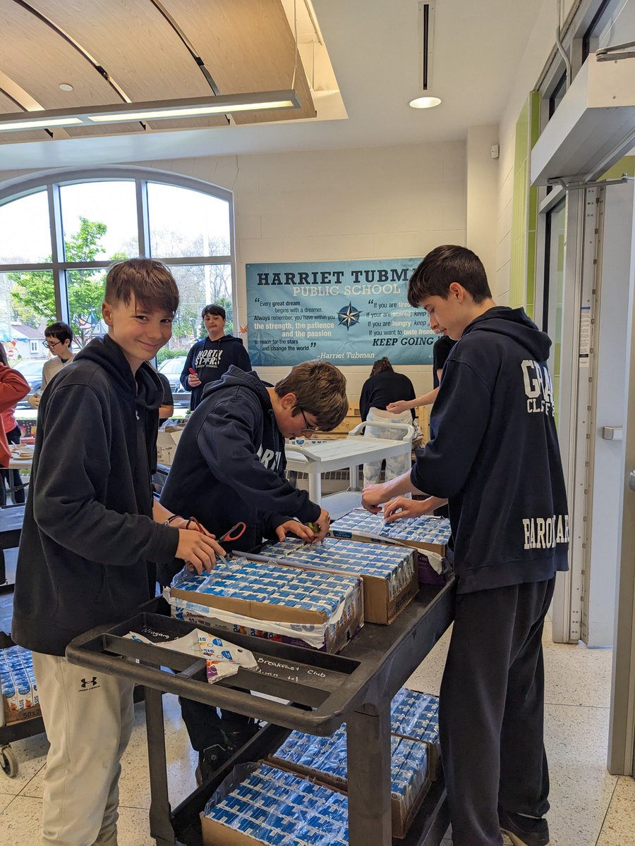 ✨Harriet Tubman PS✨ (@htubman2015) on Twitter photo Thank you to our grade 8s for putting on a delicious pancake breakfast for the whole school! We love seeing leadership in action ✨ Thank you to our grade 8s for putting on a delicious pancake breakfast for the whole school! We love seeing leadership in action ✨